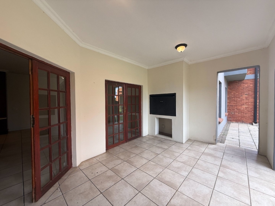 To Let 2 Bedroom Property for Rent in Landsmeer Residential Estate North West